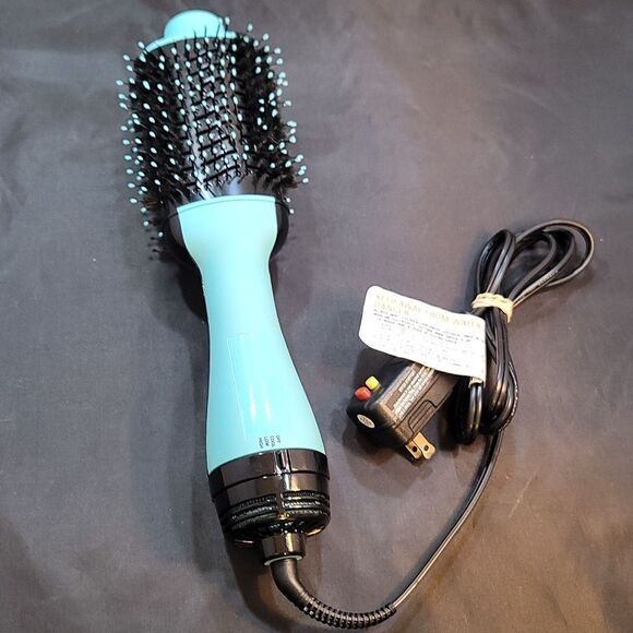 REVLON  WEAVING DREAM ONE STEP HAIR DRYERAND STYLE main image 11